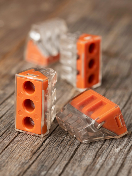 Купить EKF PROxima Клемма СМК 773-173 (с пастой), 3 отверстия, 2,5-6,0 мм2 (уп.50шт.)