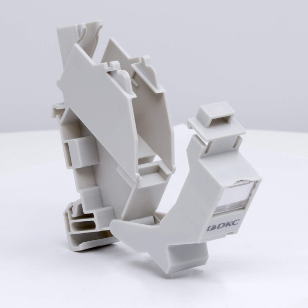 Купить DKC Адаптер на DIN рейку для модулей Keystone (для модулей форм-фактора S19)