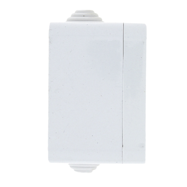 Купить EKF PROxima Прага Розетка 1-местная 16А с заземлением IP44 белая EKR16-028-10-44