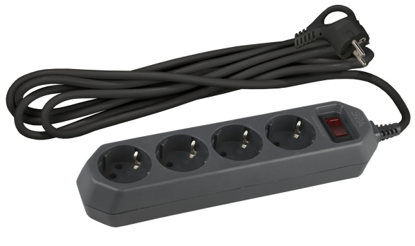 ЭРА USF-M-4es-1.5m-B Черный Сетевой фильтр начал. защита, с/з, с выкл, 4гн, 1,5м, ПВС, 10А