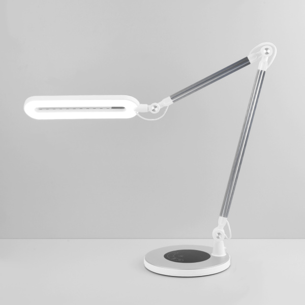 Eurosvet Светодиодная настольная лампа с сенсорным управлением 80420/1 серебристый a045349