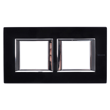 BT Axolute Черное стекло Рамка 2+2 мод прямоугольная (надпись горизонтально) HA4802M2HVNN