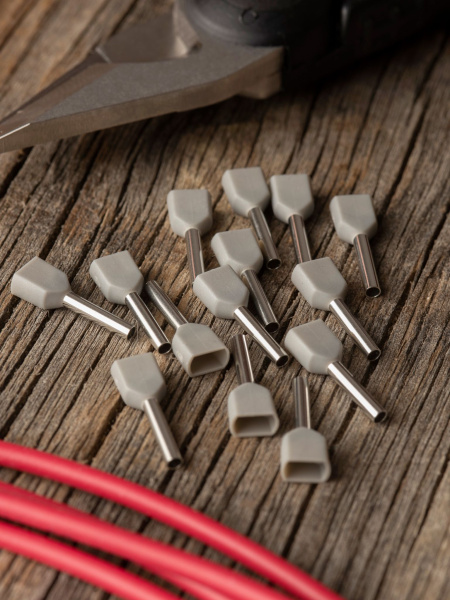 Купить EKF PROxima Наконечник штыревой втулочный НШвИ(2) 0,75-10 (50шт.)