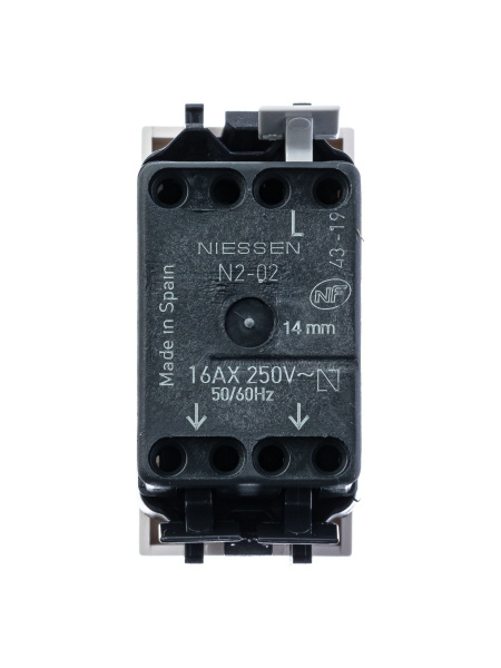 Купить ABB NIE Zenit Бел Переключатель 1-клавишный 1 мод 2CLA210200N1101