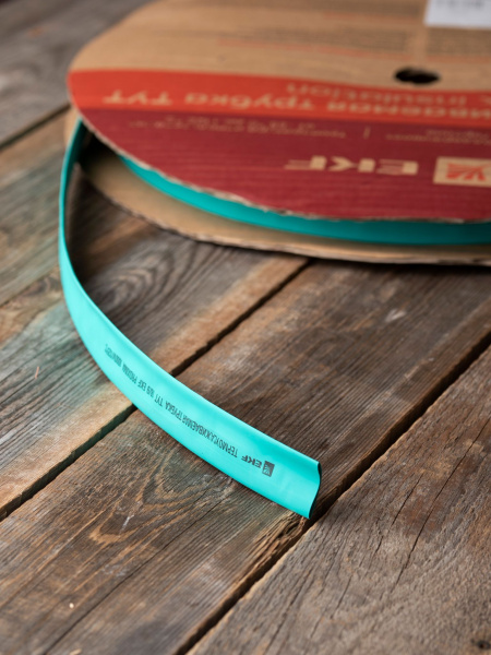 Купить EKF PROxima Термоусаживаемая трубка ТУТ нг 16/8 зелёная рулон