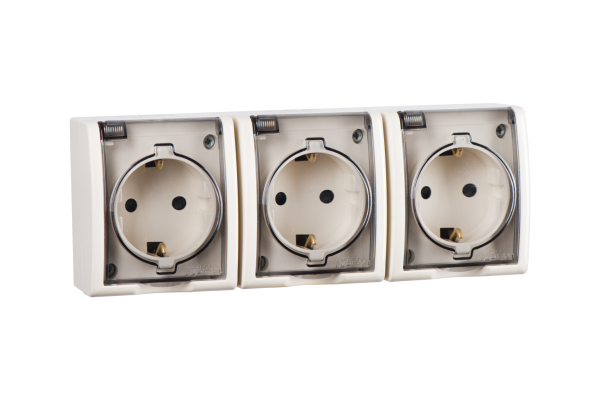 Купить Simon 15 Aqua Бежевая Розетка 3-ая с/з с крышкой наружная, IP54 1594437-031