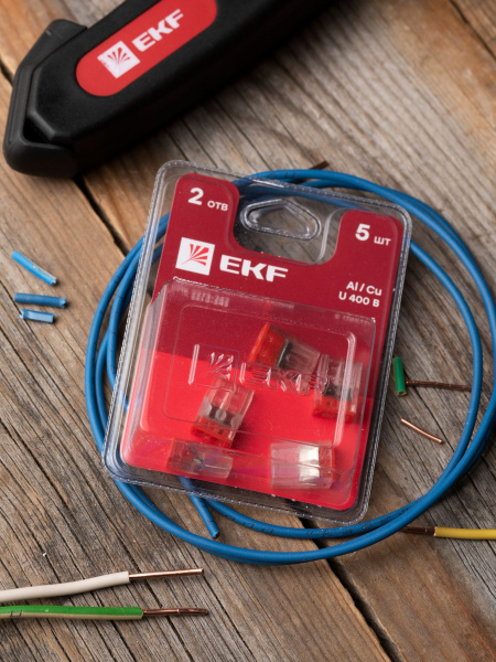 Купить EKF PROxima Строительно-монтажная клемма СМК 2273-242 (с пастой) 2 отверстия 0,5-2.5 мм2 блистер (5шт.)