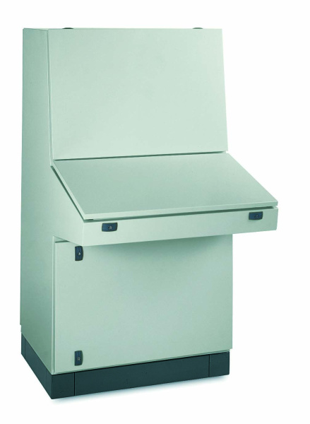 Купить SE Пульт с консолью 800х630 без МП NSYSDF810