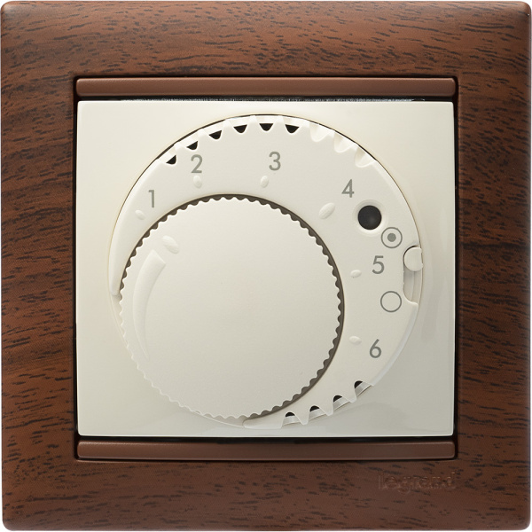 Купить Legrand Valena Крем Регулятор тёплого пола 774191