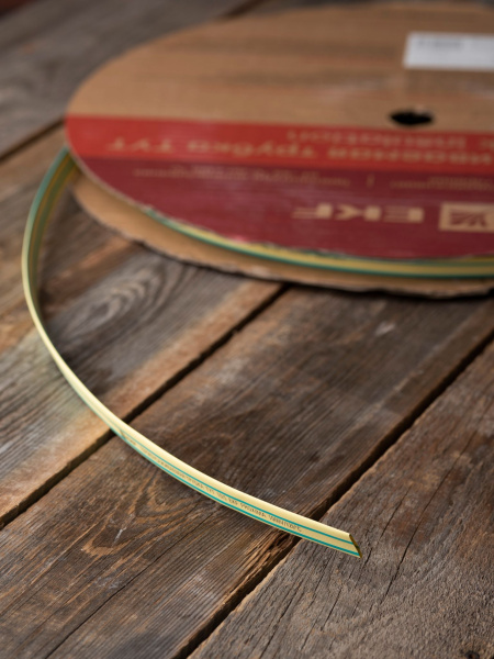 Купить EKF PROxima Термоусаживаемая трубка ТУТ нг 12/6 жел-зел рулон