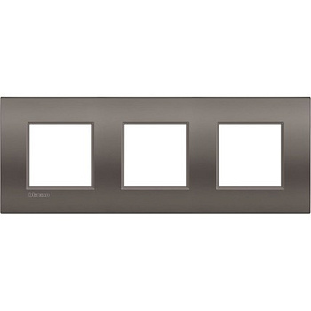 BT LL Air Глина Рамка, немецкий стандарт 2+2+2 мод. LNE4802M3CY