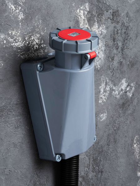 Купить EKF PROxima Розетка стационарная наружная 1442 3Р+РЕ 125А 380В IP67