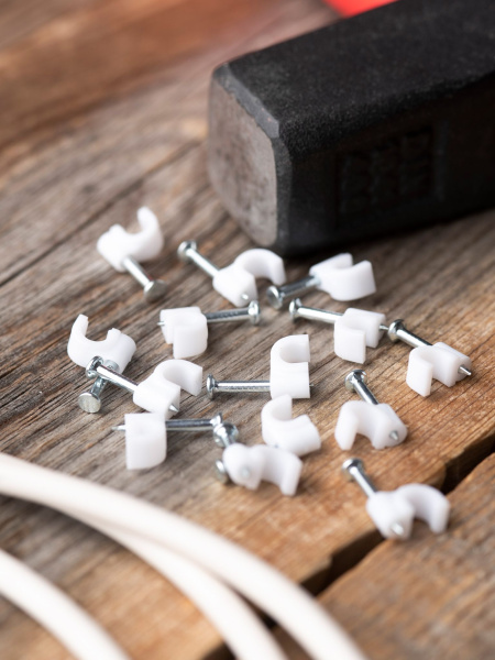 Купить EKF PROxima Скоба крепежная круглая (5мм.) (50шт.)