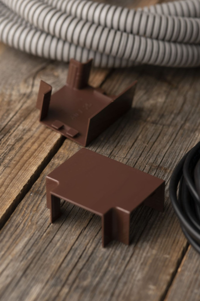 Купить EKF PROxima Угол T-образный (40х25) (4 шт) Plast под темное дерево