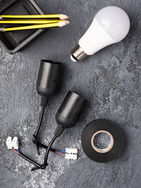 Купить EKF PROxima Патрон Е27 подвесной с клеммной колодкой пластик черный