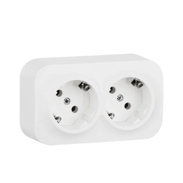 Legrand Quteo Белый Розетка 2-я с/з с шт 782223