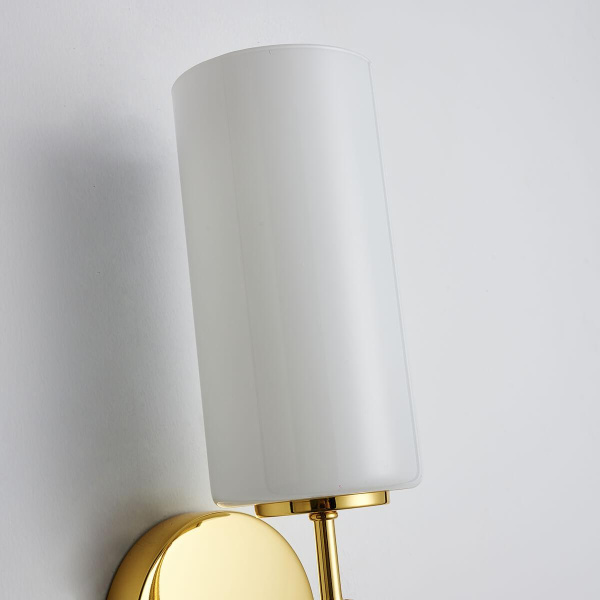 Купить Favourite 2815-1W Palmarius Настенный светильник D145*W120*H320, 1*E14*40W, excluded