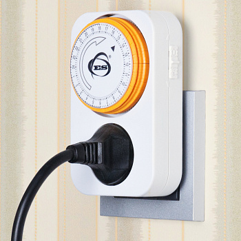 Elektrostandard TMH-M-1 16A x1 IP20 / Розетка-таймер электронная Белый a026134