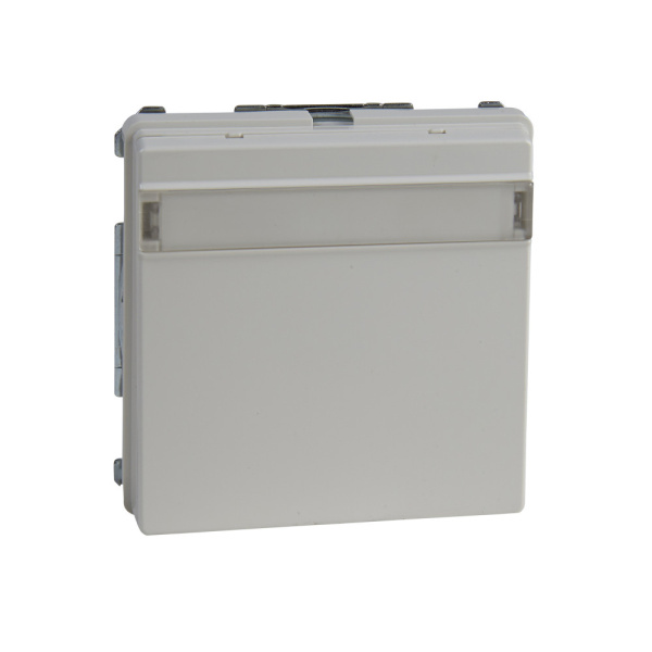 SE Merten Aquadesign Полярно-Бел Розетка Schuko с крышкой и полем для надписи, с защитными шторками, безвинт. зажим MTN2312-7219