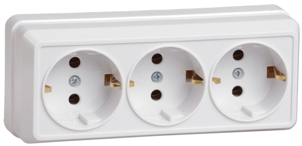 IEK OKTAVA Белый РС23-3-ОБ Розетка 3местн. с з/к 16А откр.уст.
