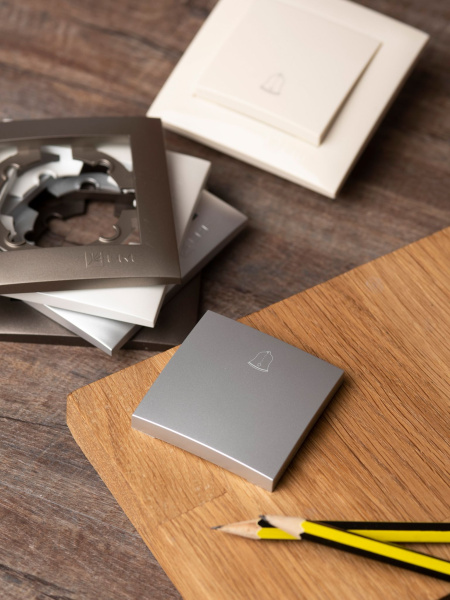 Купить EKF PROxima Валенсия лицевая панель кнопки звонка 10А сталь