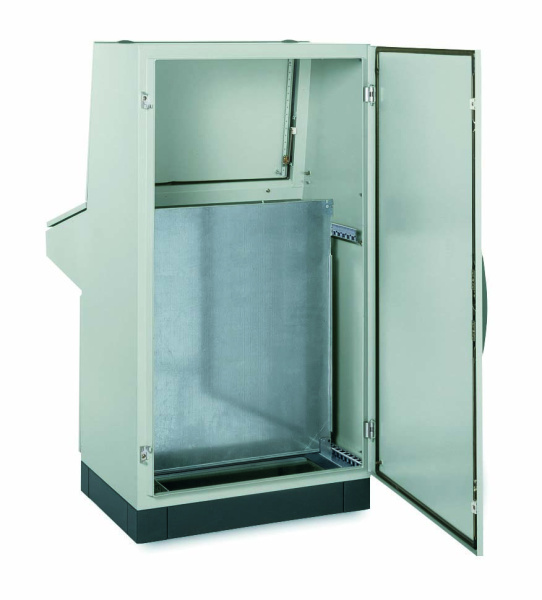 SE Стандартная монтажная плата 1400x800 NSYMP148